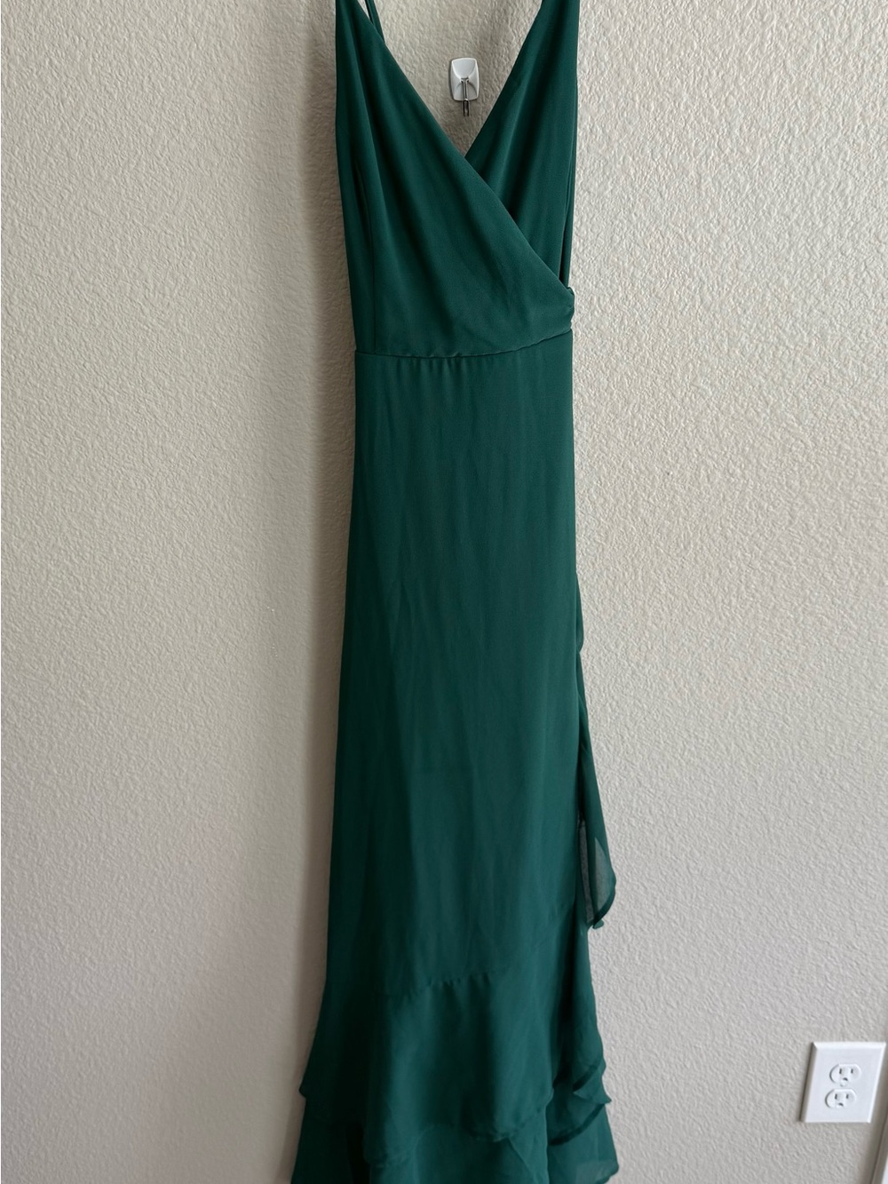 Lulu's Emerald Green V-Neck Wrap Maxi Dress